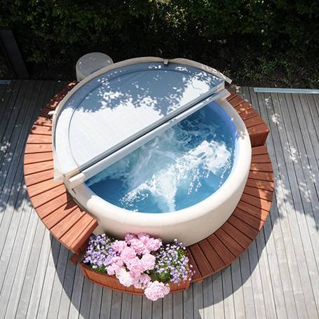 Softub: Cover