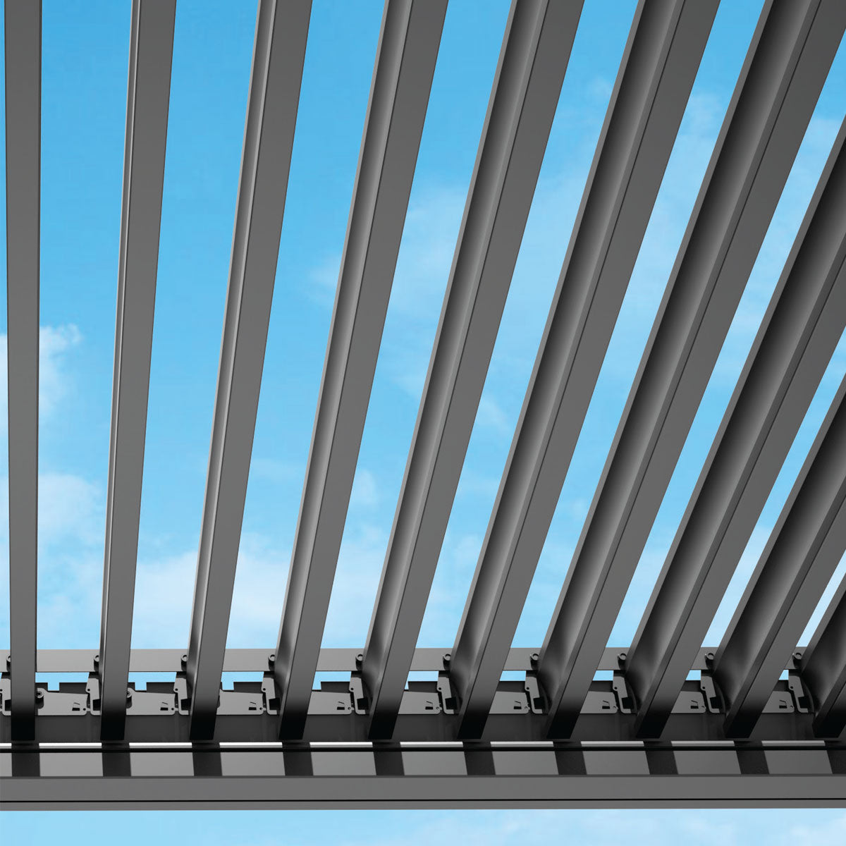 Wellis: MotionFlex 300 bioclimatic pergola