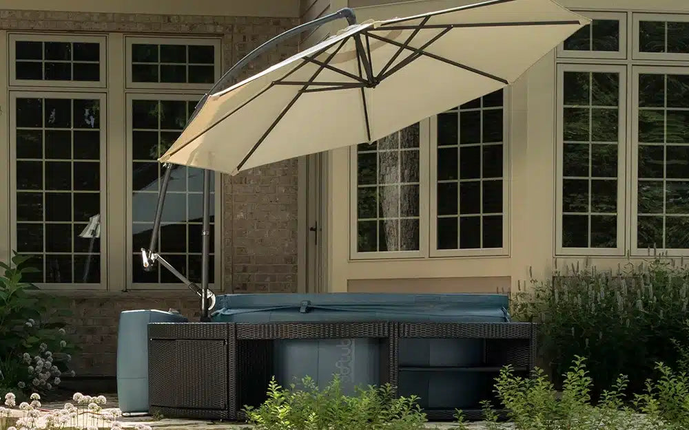 Softub: Spa Side-Umbrella