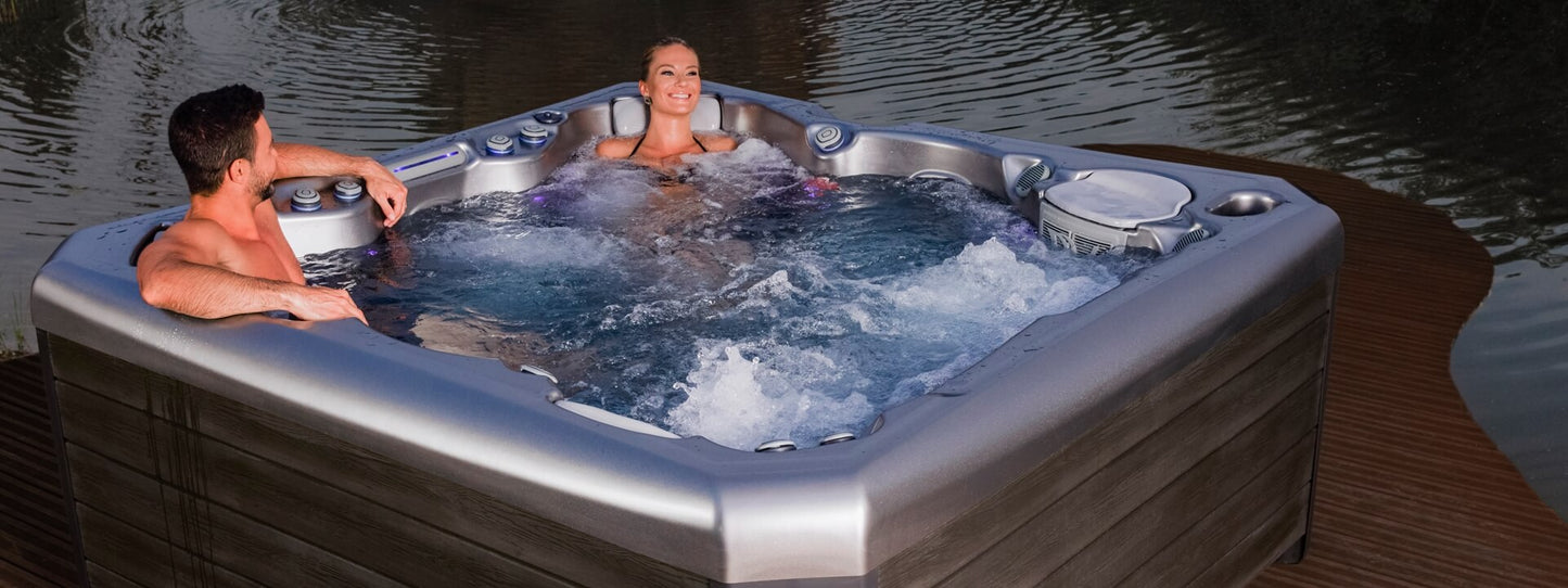 Wellis: Malaga Hot Tub