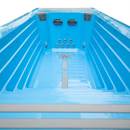 Wellis: Beach Club Deluxe Swimming Pool